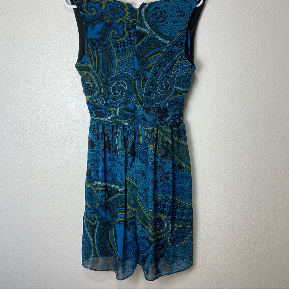 Studio I Paisley Midi Dress Blue  Green Sleeveless Empire Waist Pleated Sz 8 - Picture 2 of 16